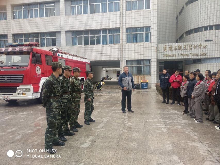消防安全進校園：河北科技師范學(xué)院邀請當(dāng)?shù)叵啦筷爩＜业叫Ｅ嘤?xùn)消防安全